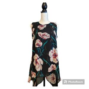 Valerie Stevens Sleeveless Top‎ with Hi-Lo Hem Floral Pattern Size Small